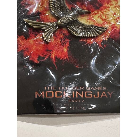 2015 Hunger Games Mocking Jay Part 2 Collectible Pin - Picture 6 of 6